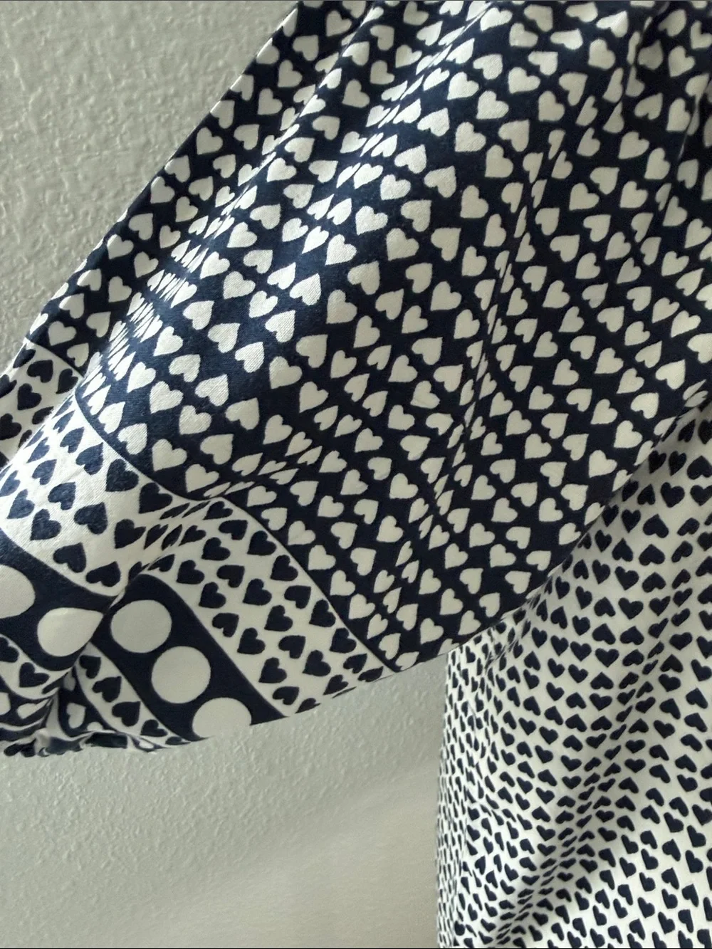 LOFT Black & White Heart Print Short Sleeve Blouse